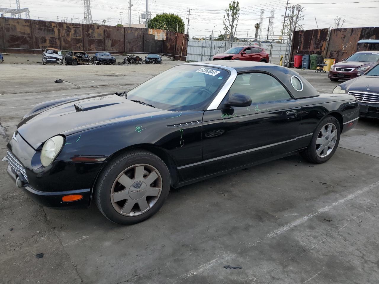1FAHP60A22Y111041 2002 Ford Thunderbird