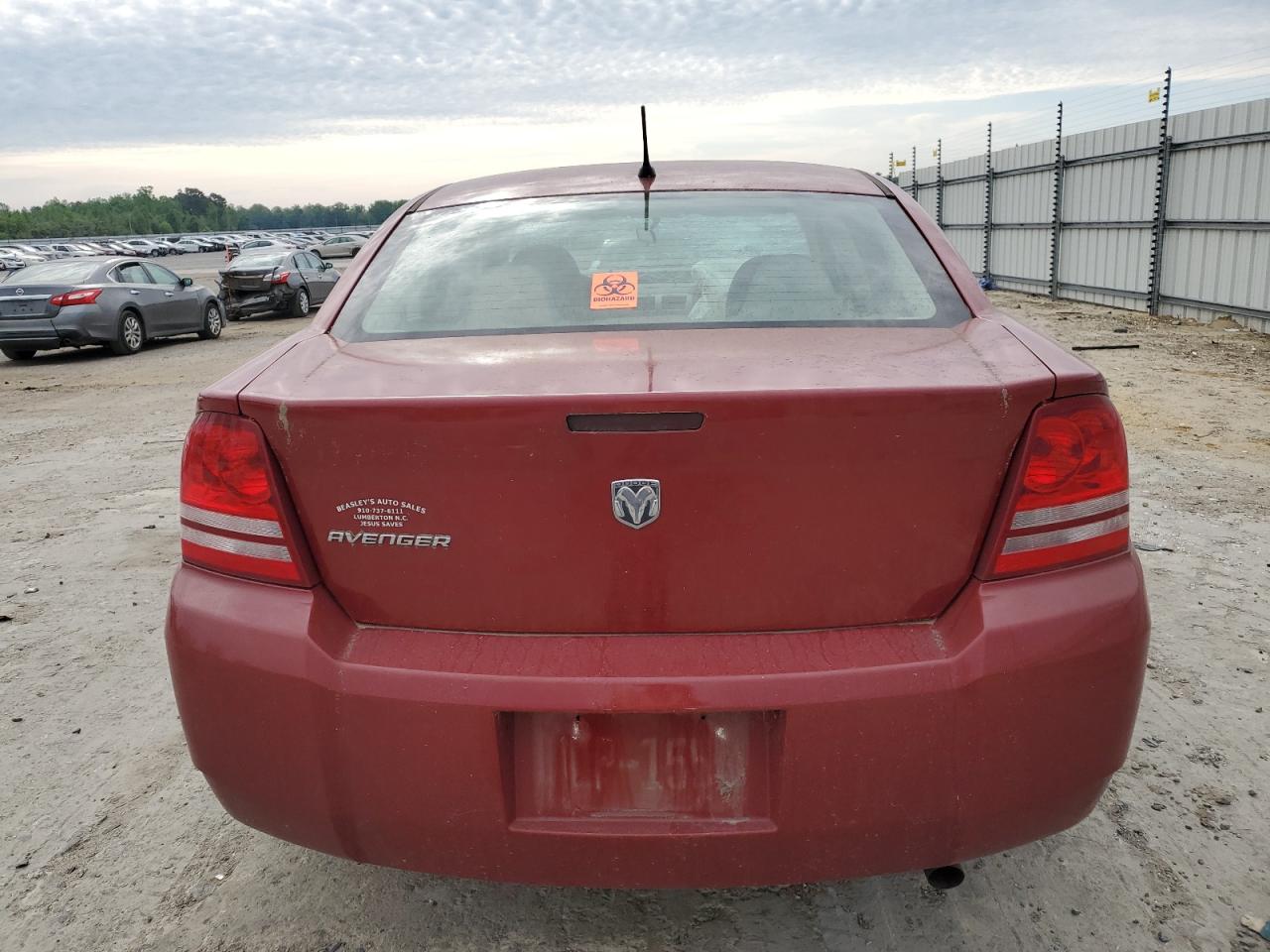 1B3LC46K18N606993 2008 Dodge Avenger Se