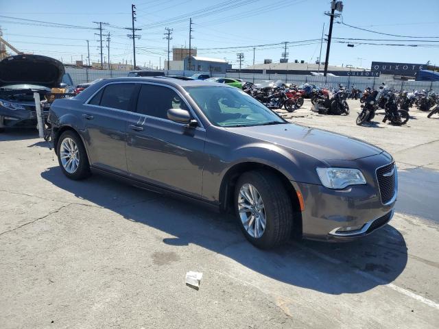 VIN 2C3CCAAG8HH547079 2017 Chrysler 300, Limited no.4