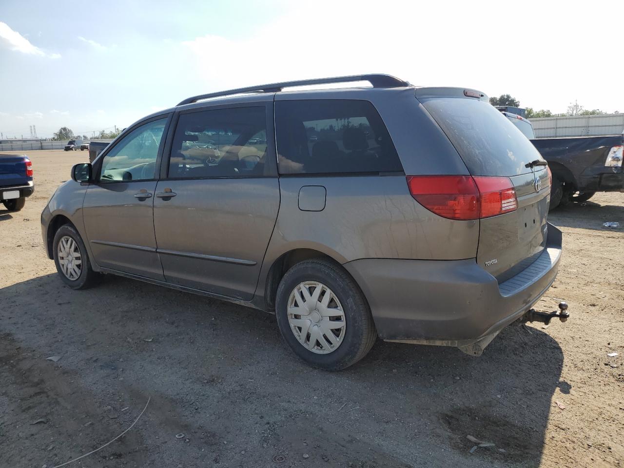 5TDZA23C04S090307 2004 Toyota Sienna Ce