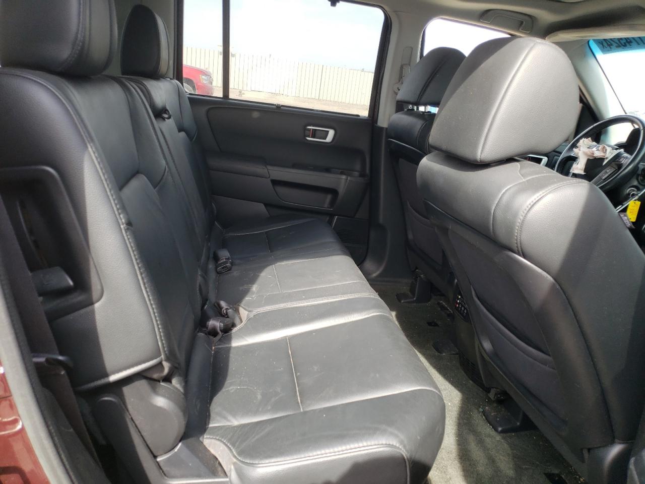 5FNYF4H90FB026815 2015 Honda Pilot Touring