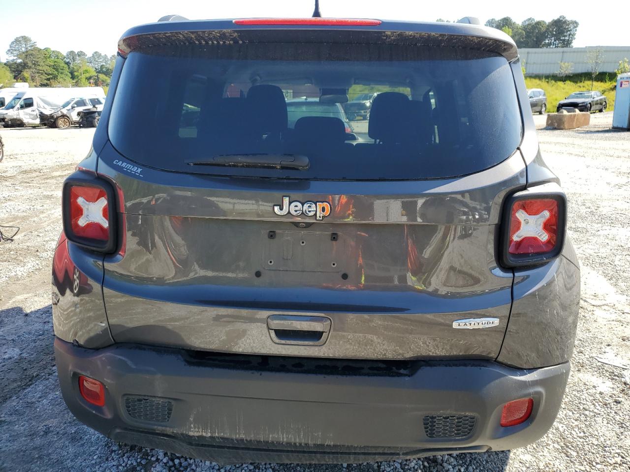 ZACNJABBXKPJ90326 2019 Jeep Renegade Latitude