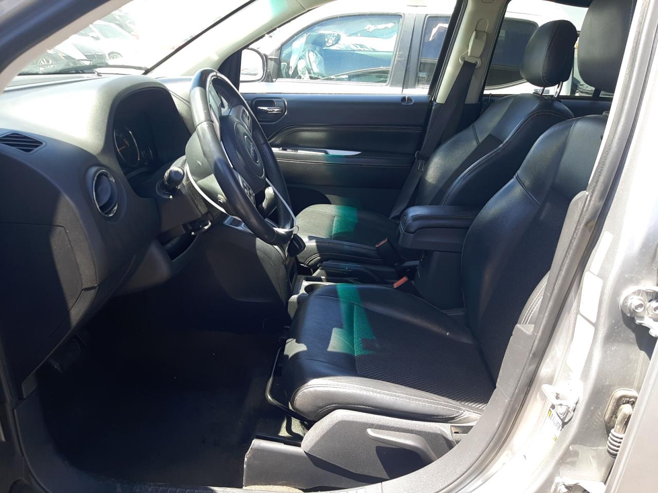 1C4NJDEB9GD758345 2016 Jeep Compass Latitude