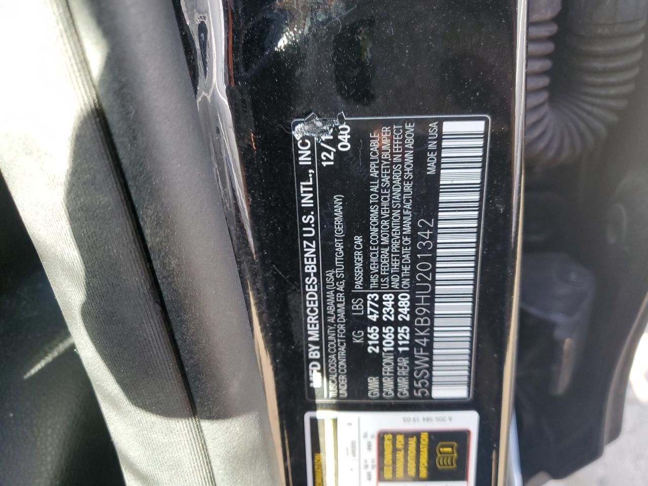 55SWF4KB9HU201342 2017 Mercedes-Benz C 300 4Matic