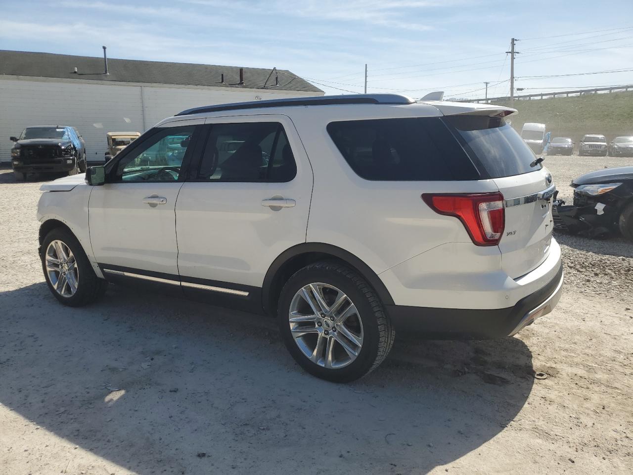 2016 Ford Explorer Xlt vin: 1FM5K7D85GGB50742