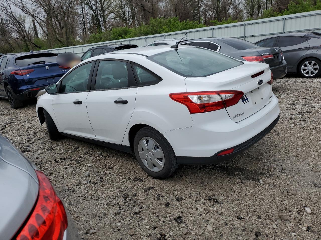 2012 Ford Focus S vin: 1FAHP3E26CL450724