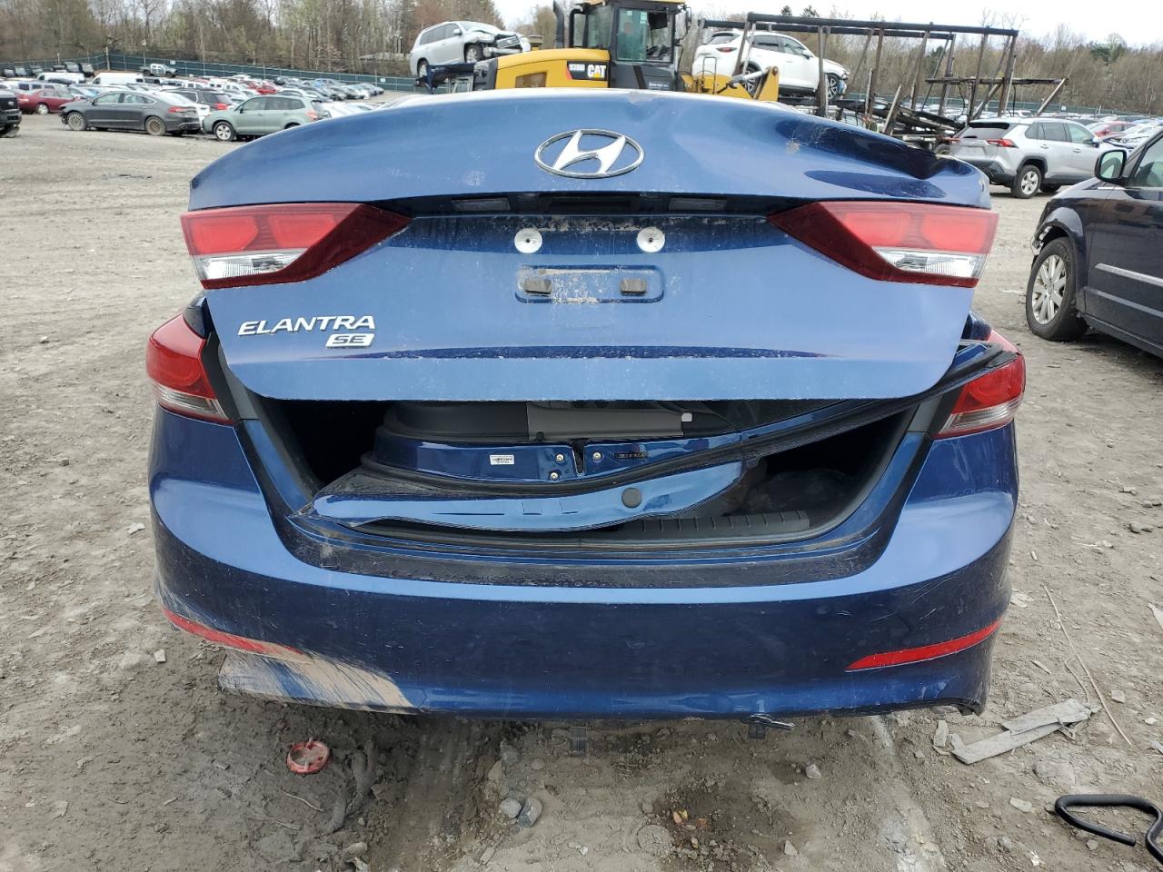 5NPD74LF0JH323862 2018 Hyundai Elantra Se