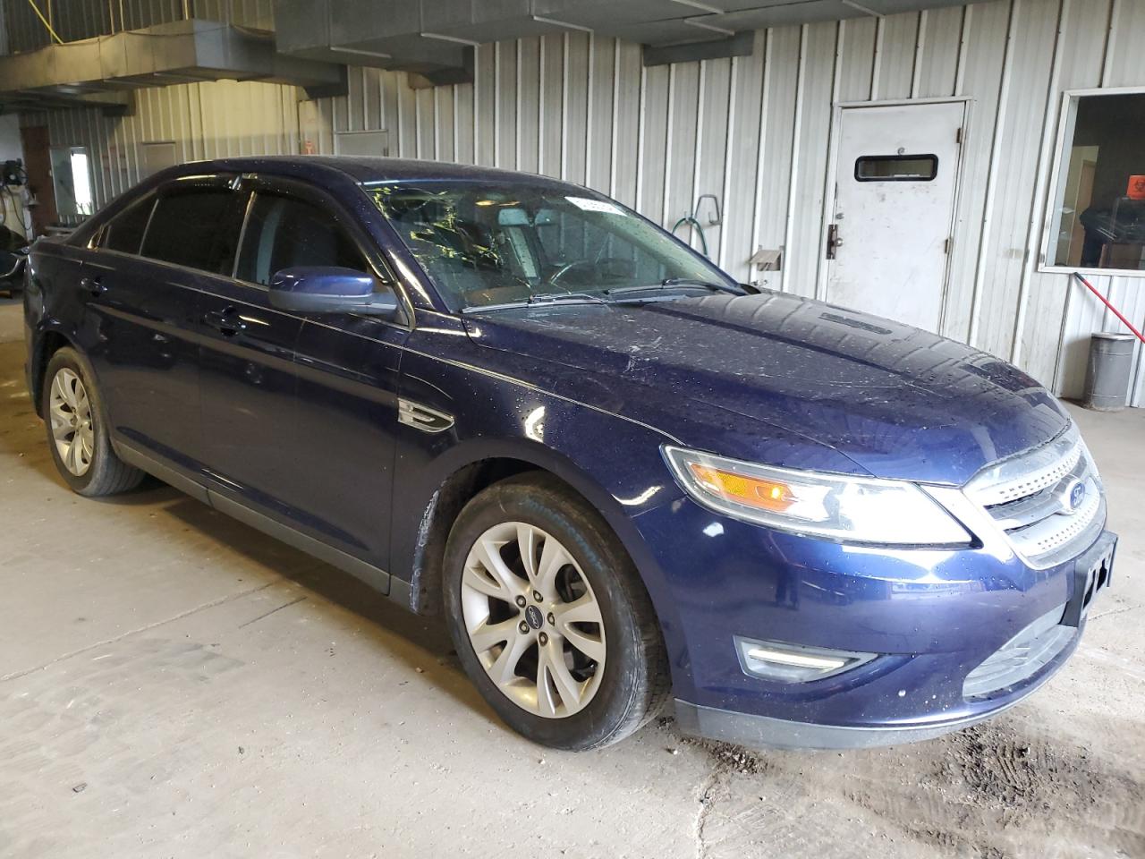 1FAHP2EW5BG117824 2011 Ford Taurus Sel