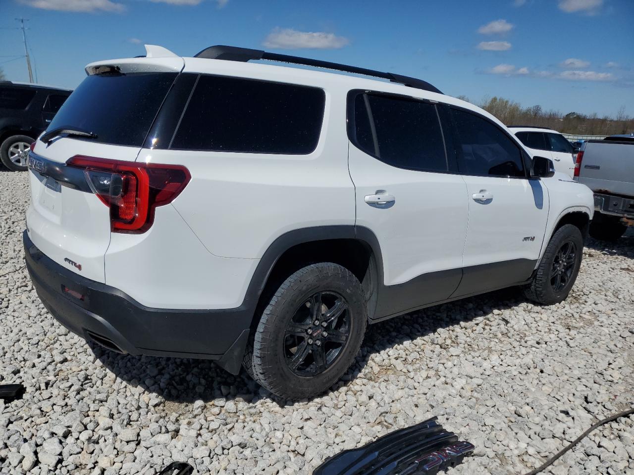 2022 GMC Acadia At4 vin: 1GKKNLLSXNZ104933