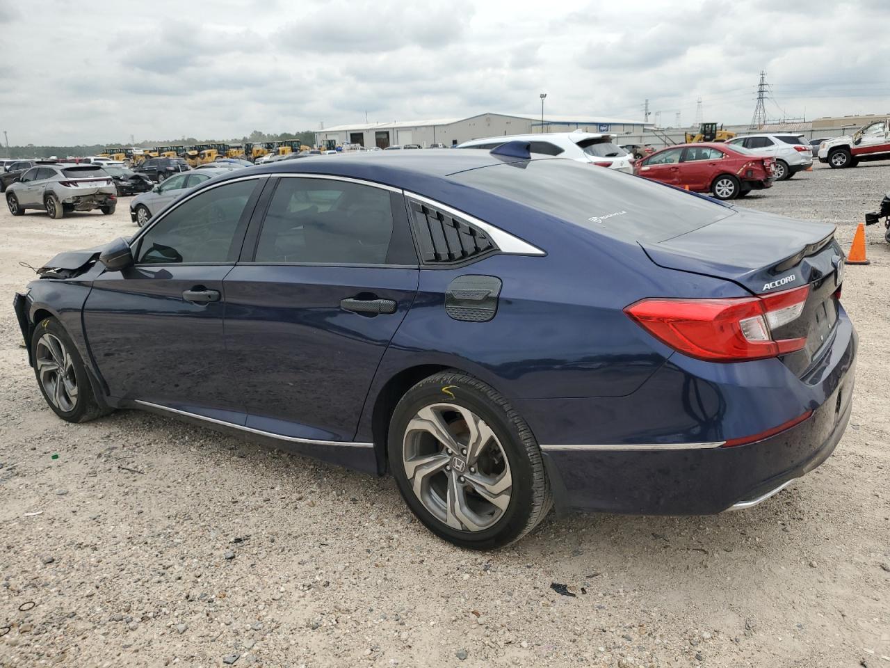 1HGCV1F62JA227610 2018 Honda Accord Exl