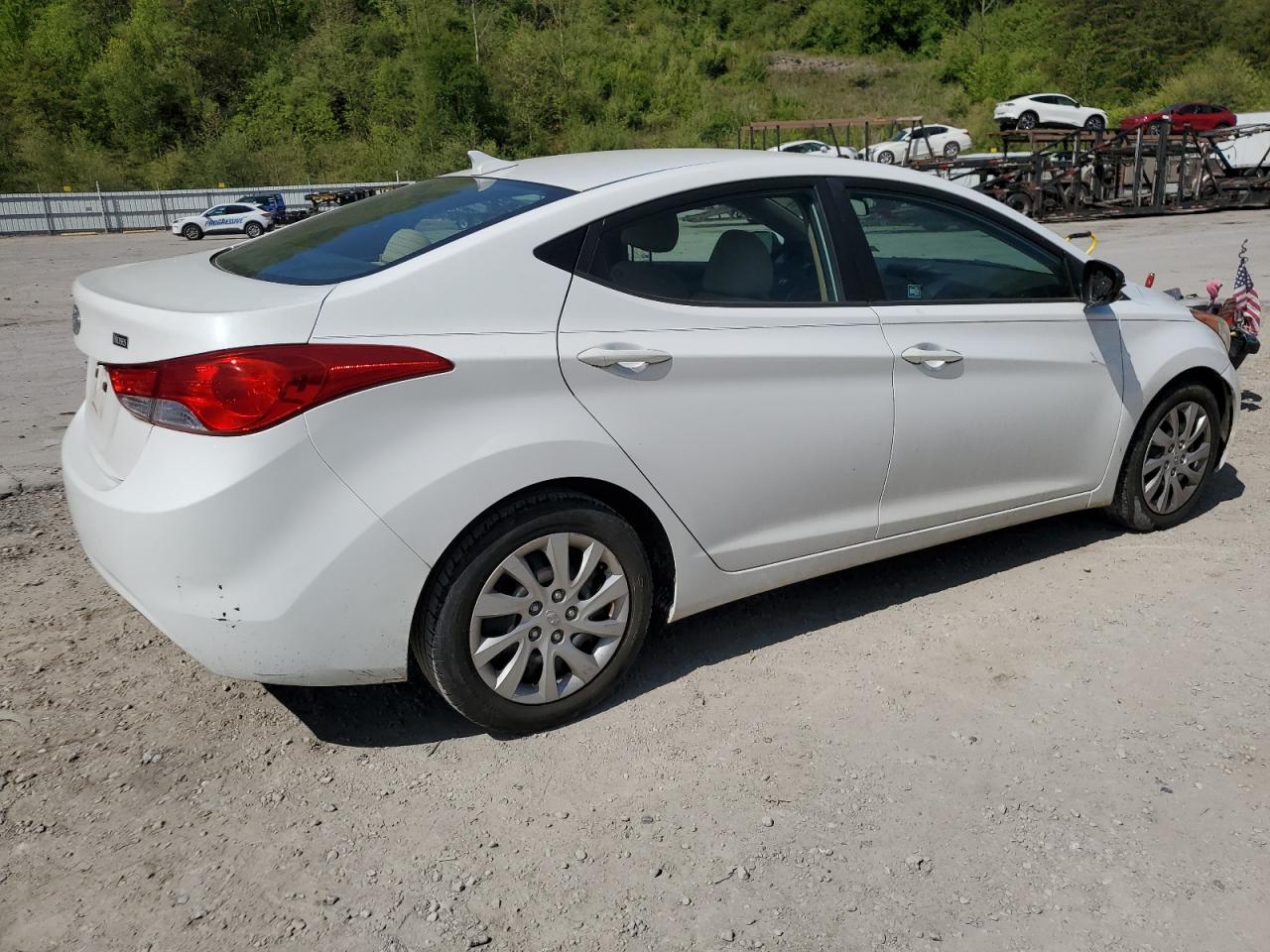 5NPDH4AE2DH179985 2013 Hyundai Elantra Gls