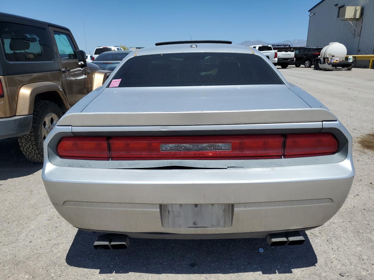 2B3LJ44V89H599764 2009 Dodge Challenger Se