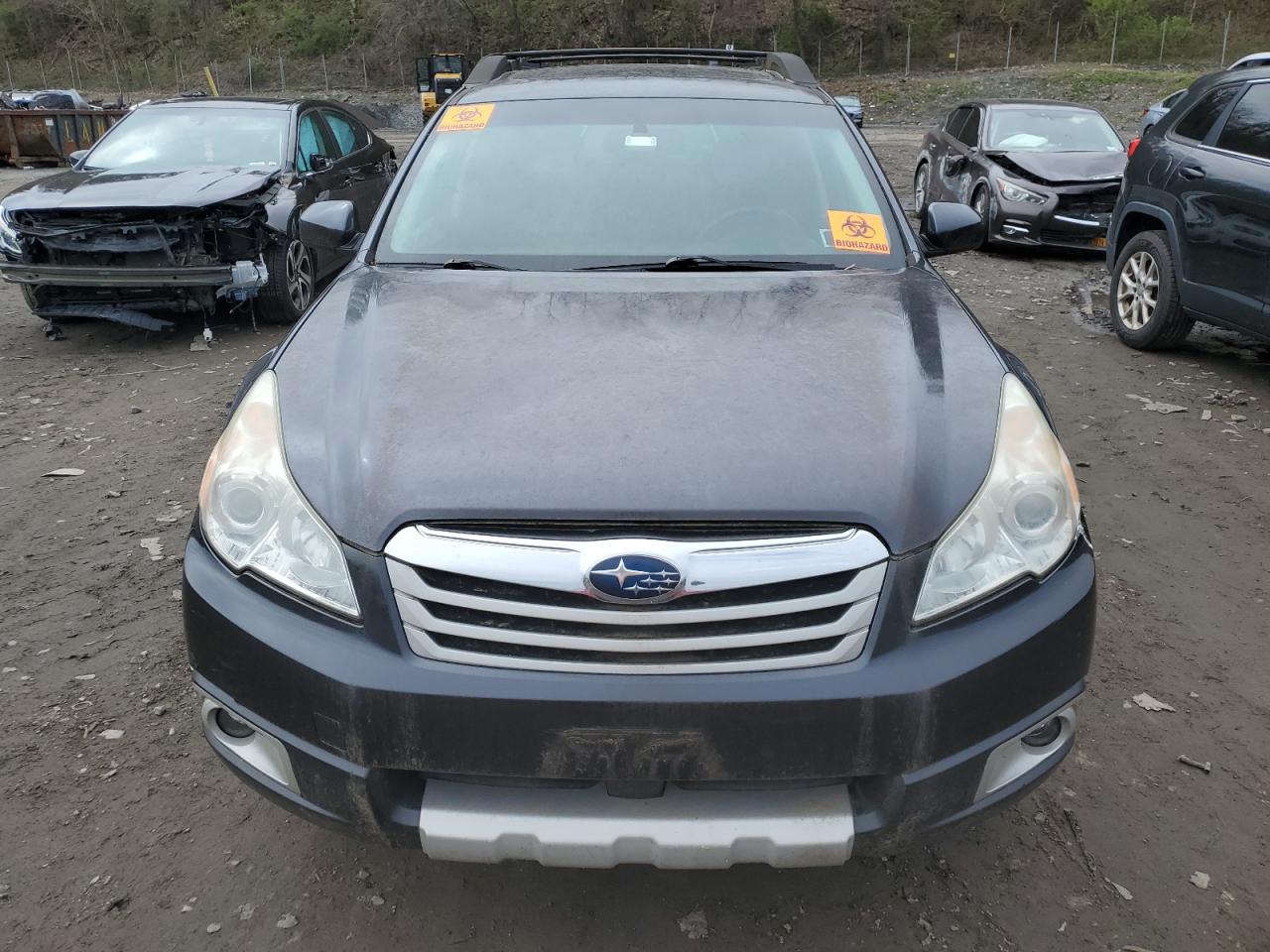 4S4BRDKC0B2401581 2011 Subaru Outback 3.6R Limited