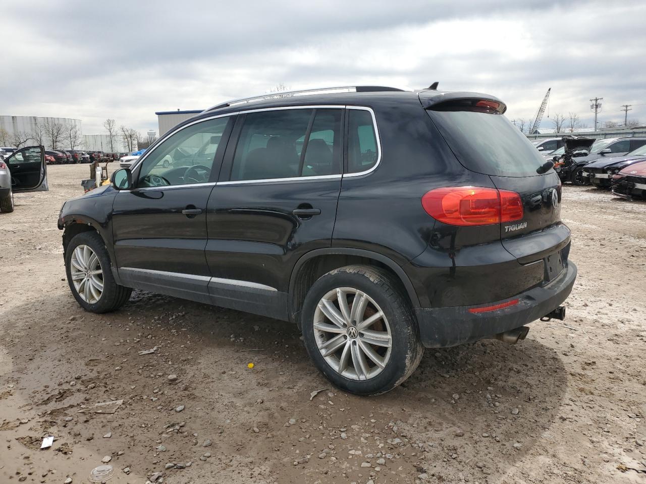 WVGBV7AX6DW538568 2013 Volkswagen Tiguan S