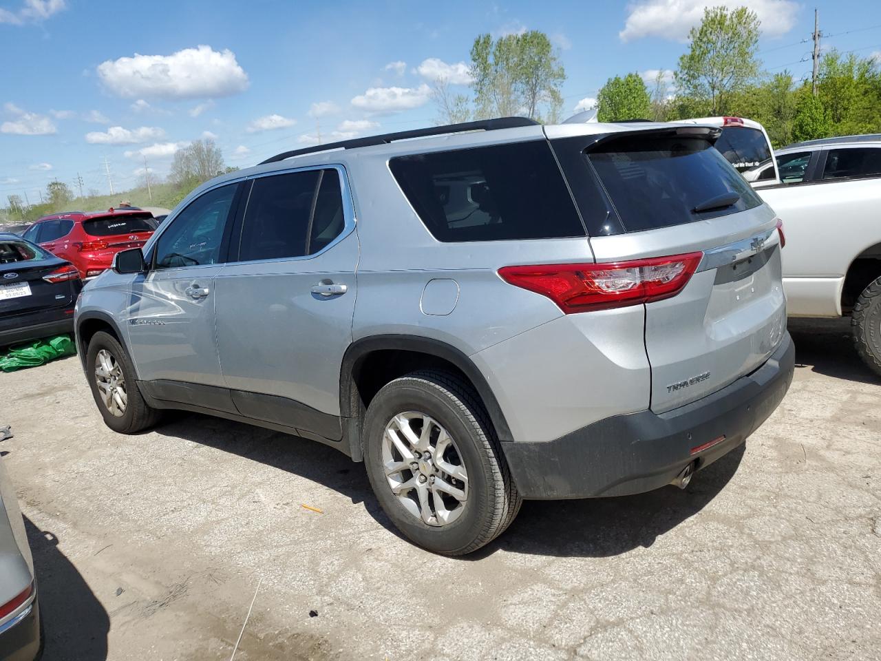 2019 Chevrolet Traverse Lt vin: 1GNERGKW6KJ307604