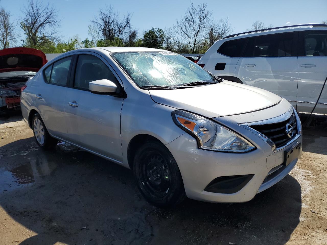 2018 Nissan Versa S vin: 3N1CN7AP9JL879072