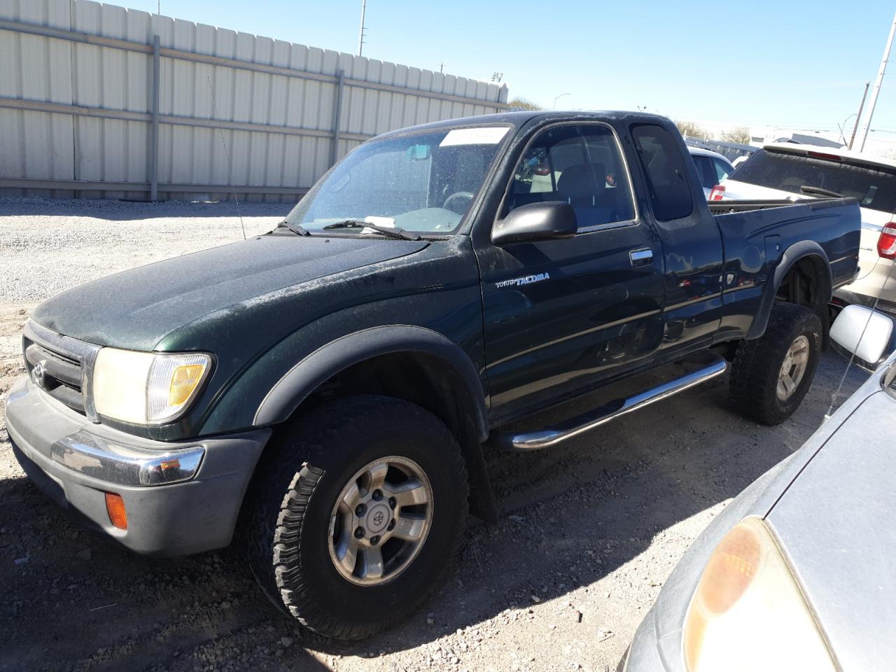 4TASM92N0YZ683282 2000 Toyota Tacoma Xtracab Prerunner