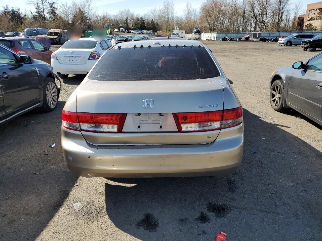 JHMCM56884C013805 2004 Honda Accord Ex