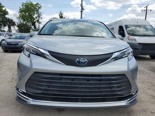 2021 Toyota Sienna Xle VIN: 5TDJRKEC6MS043270 Lot: 51700054