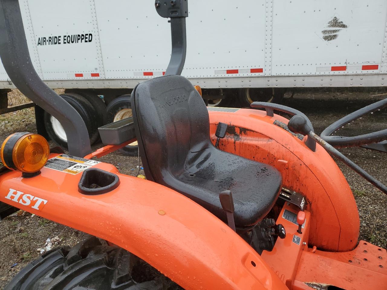 Lot #2990916329 2017 KUBO TRACTOR