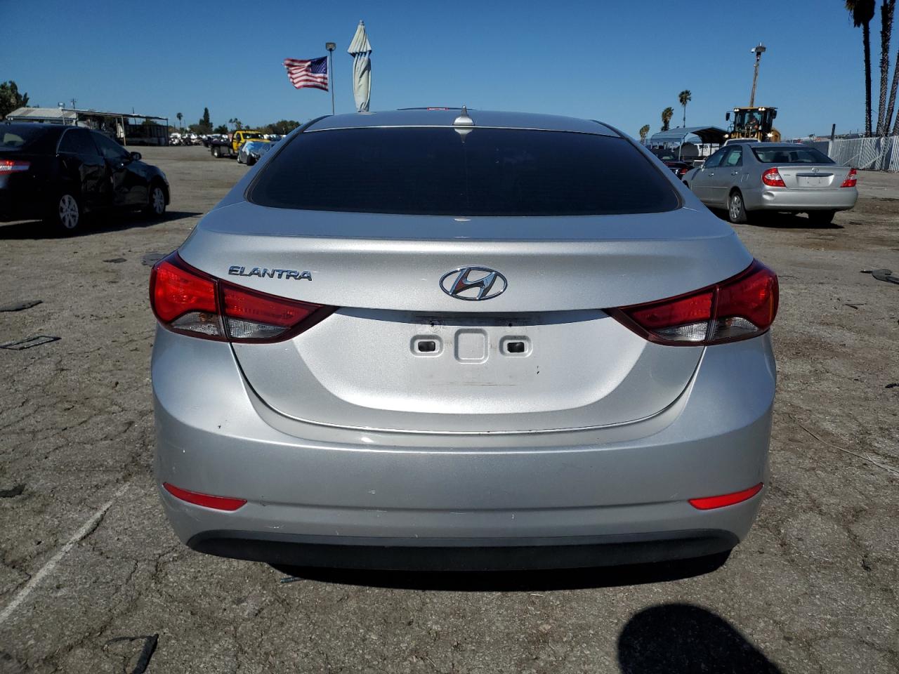 5NPDH4AE6GH697554 2016 Hyundai Elantra Se