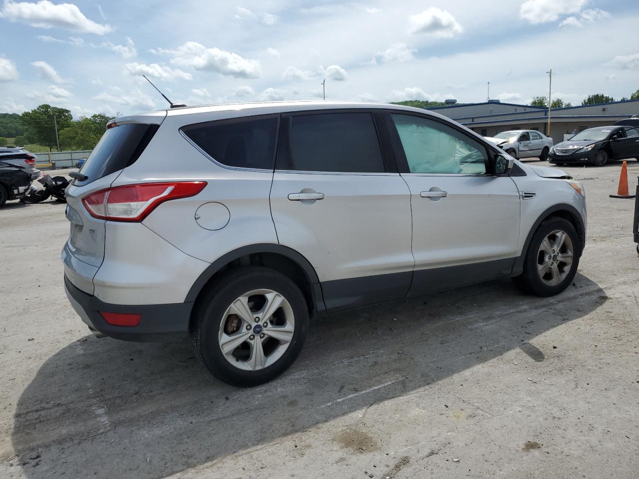 1FMCU0G77GUC61046 2016 Ford Escape Se