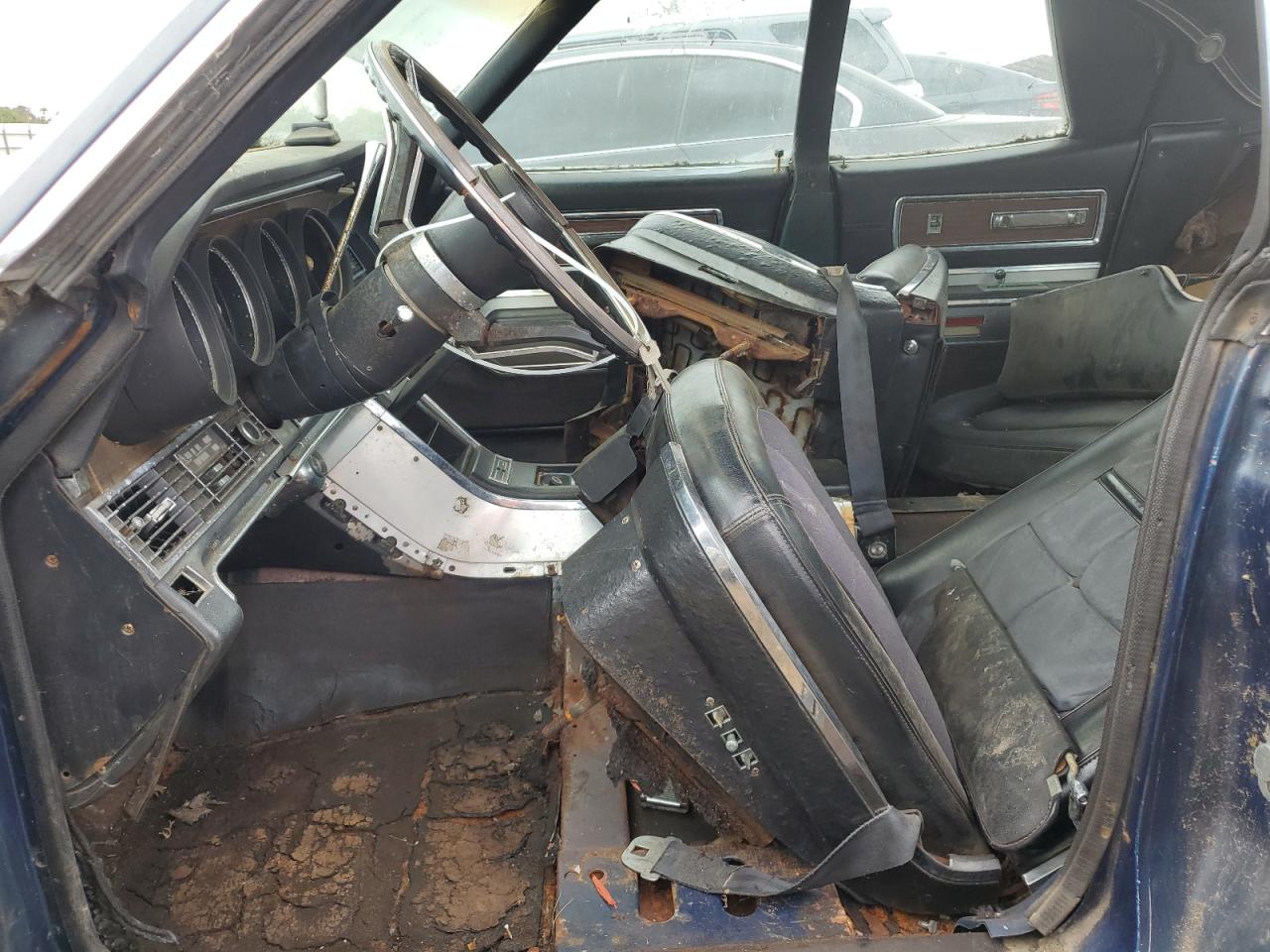 7Y840122519 1967 Ford Thunderbir