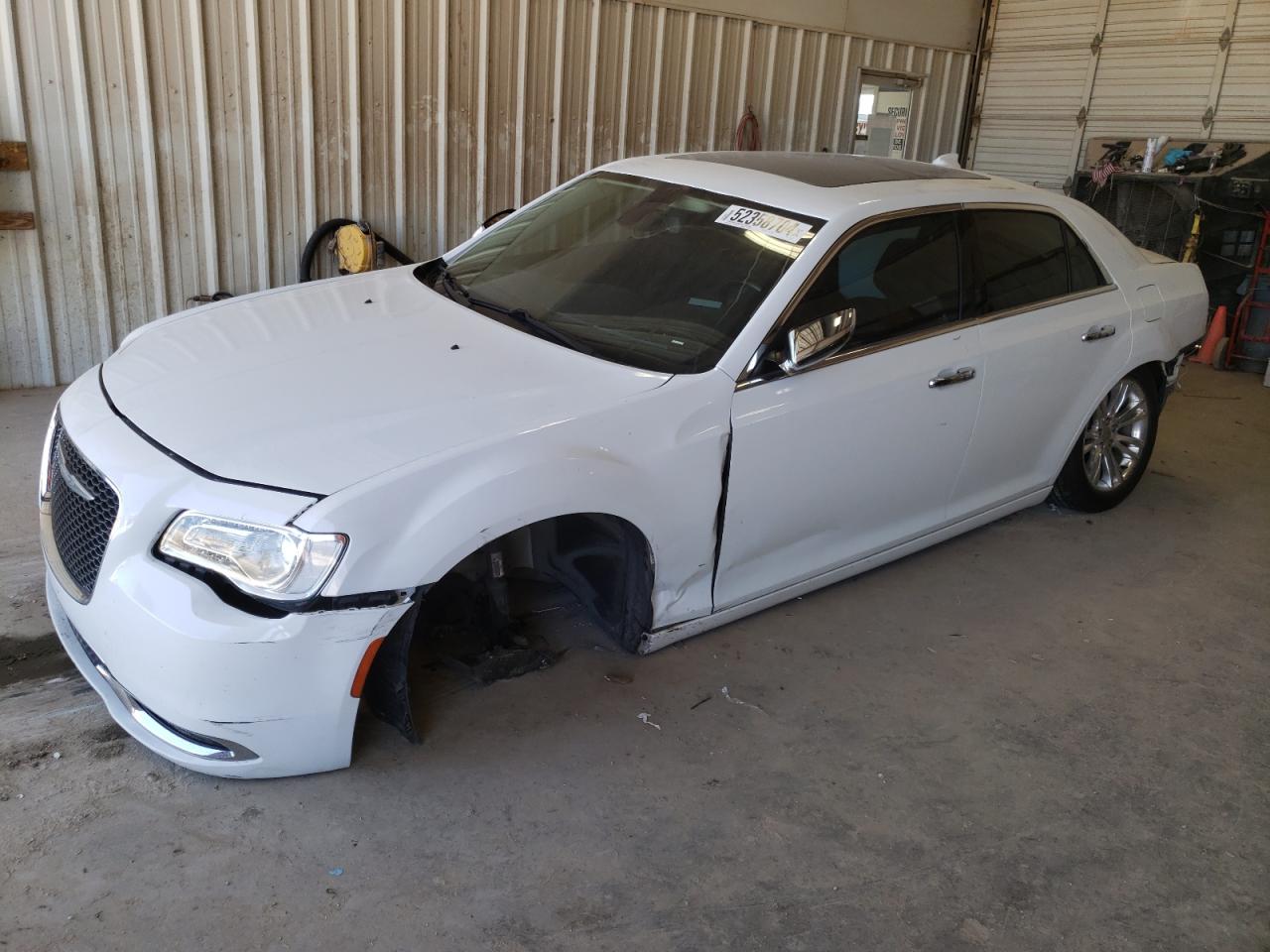 2C3CCAEG8HH565365 2017 Chrysler 300C