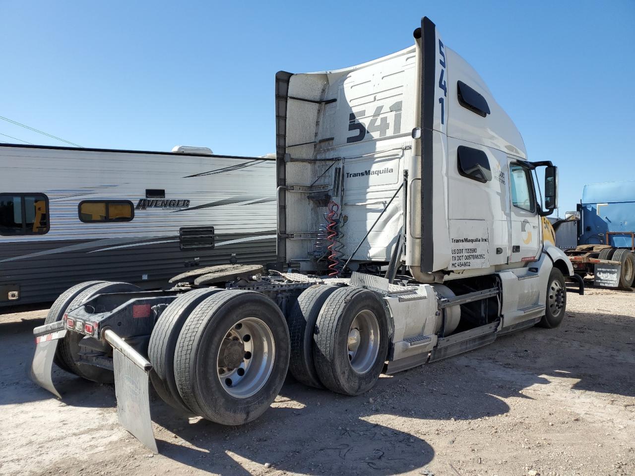 4V4NC9EH5NN607588 2022 Volvo Vn Vnl