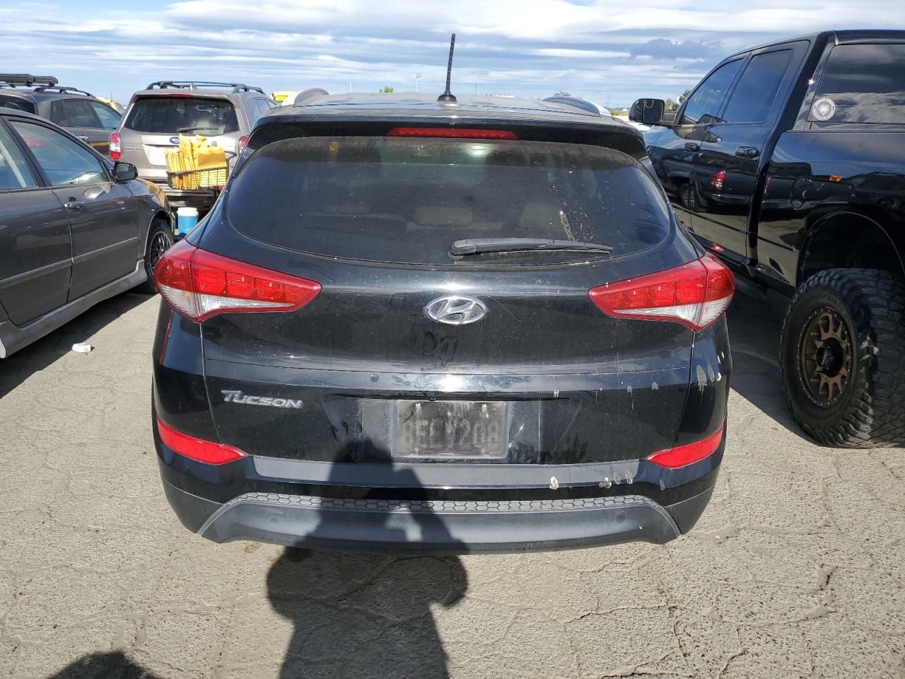 KM8J33A47HU297895 2017 Hyundai Tucson Limited