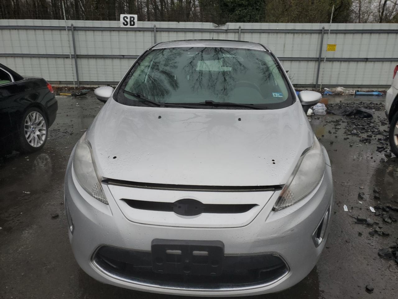 3FADP4FJ0BM203044 2011 Ford Fiesta Ses