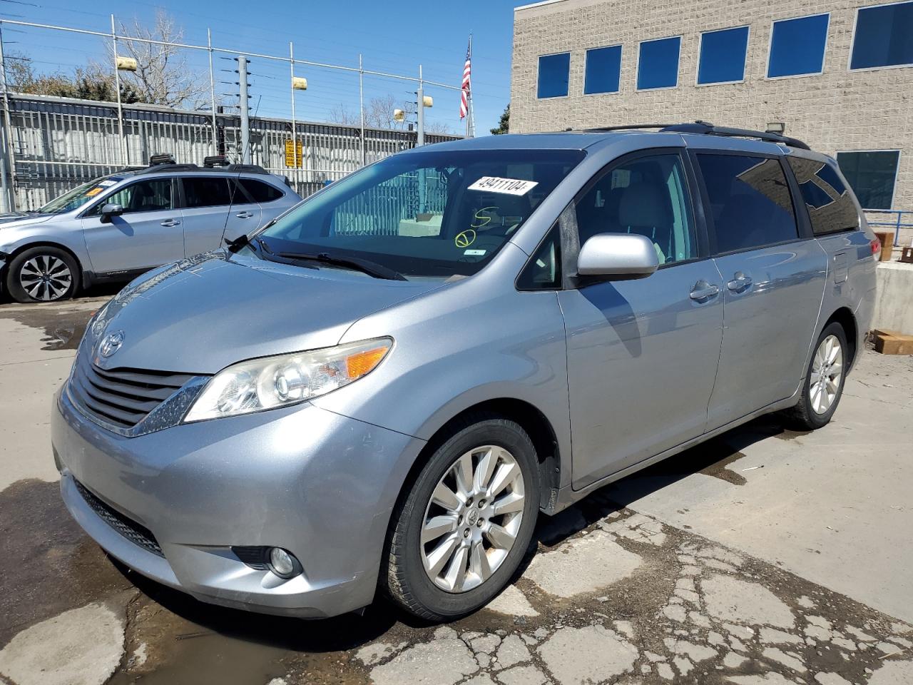 5TDDK3DC1BS007721 2011 Toyota Sienna Xle