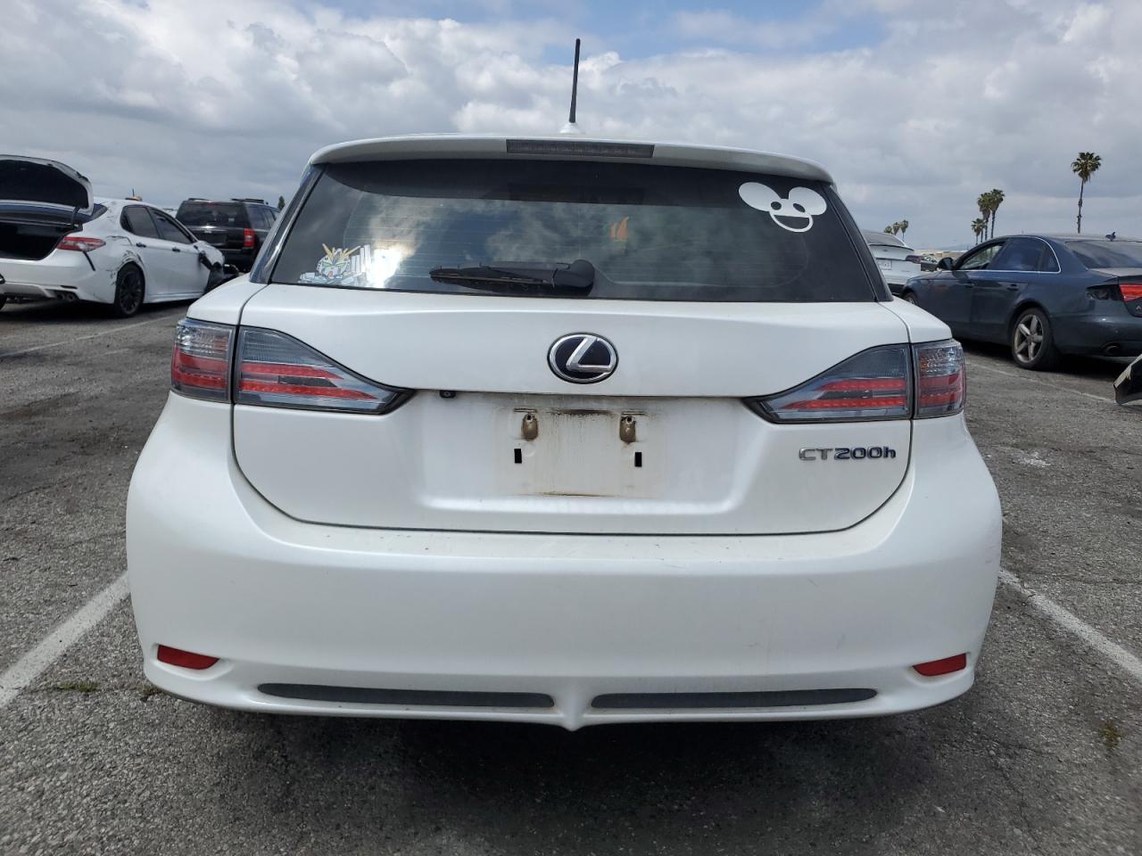 JTHKD5BH9B2042203 2011 Lexus Ct 200