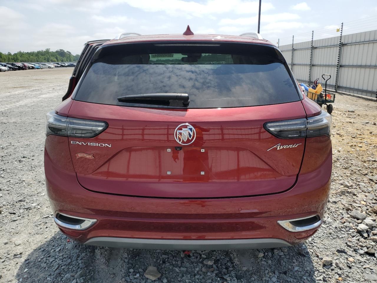 LRBFZRR46ND066190 2022 Buick Envision Avenir