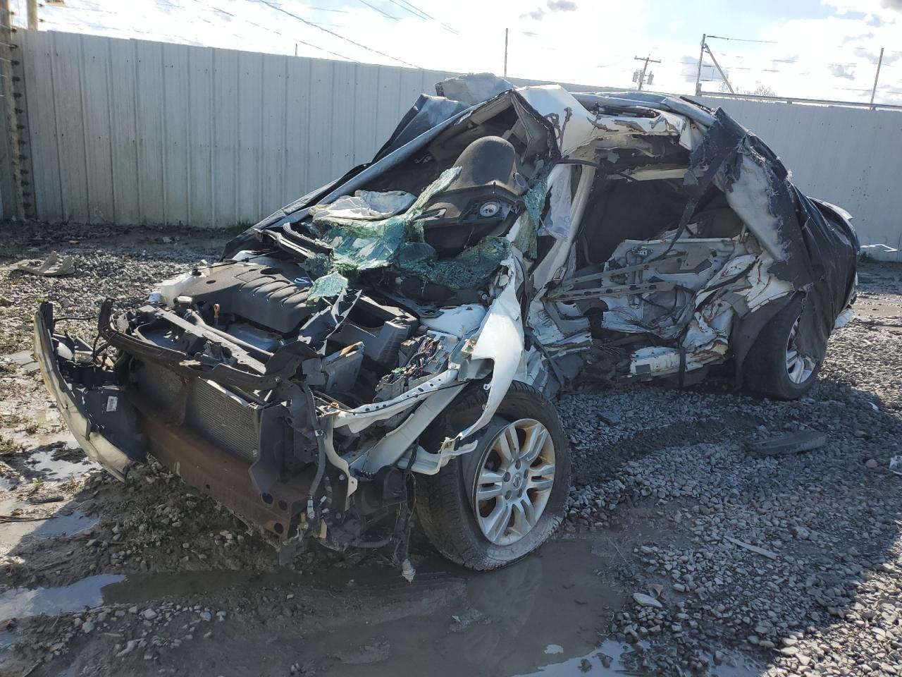 NISSAN ALTIMA BASE