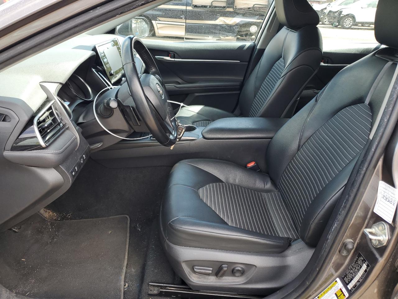 4T1G11AK8MU577757 2021 Toyota Camry Se