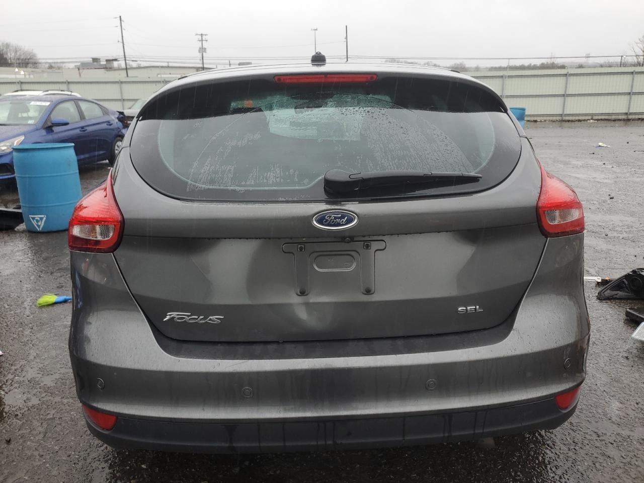 1FADP3M24HL242400 2017 Ford Focus Sel