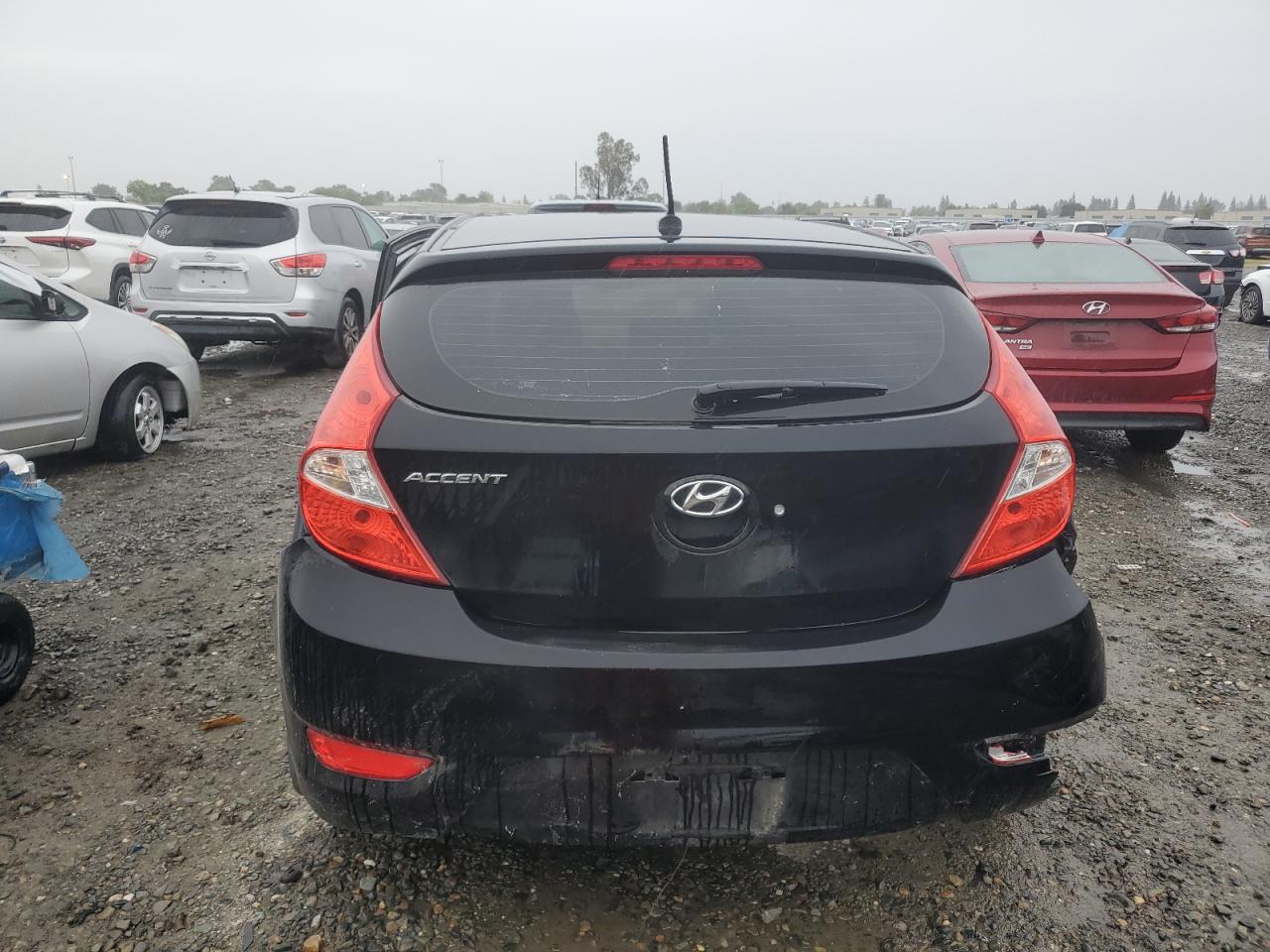 2015 Hyundai Accent Gs vin: KMHCT5AE7FU200446