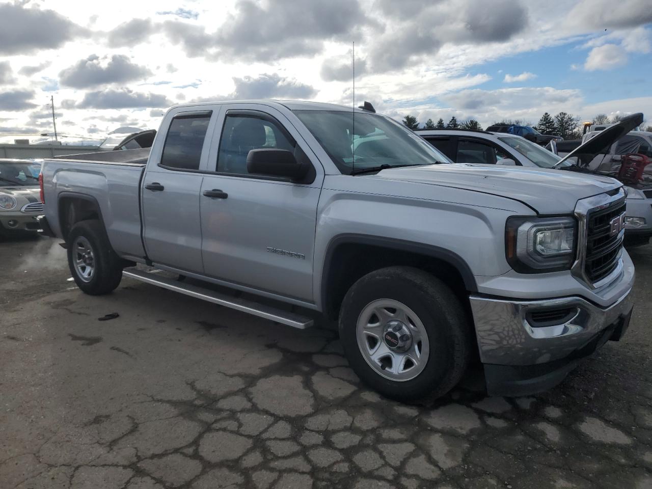 2017 GMC Sierra C1500 vin: 1GTR1LEH1HZ276358