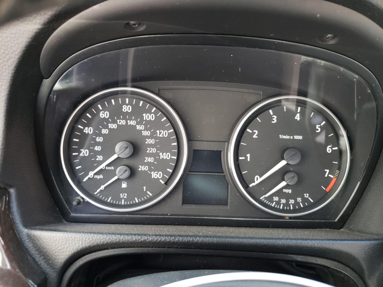 WBAVT13526KW23012 2006 BMW 325 Xit