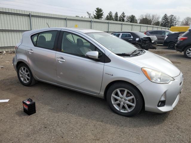 2013 Toyota Prius C VIN: JTDKDTB33D1032124 Lot: 50388744