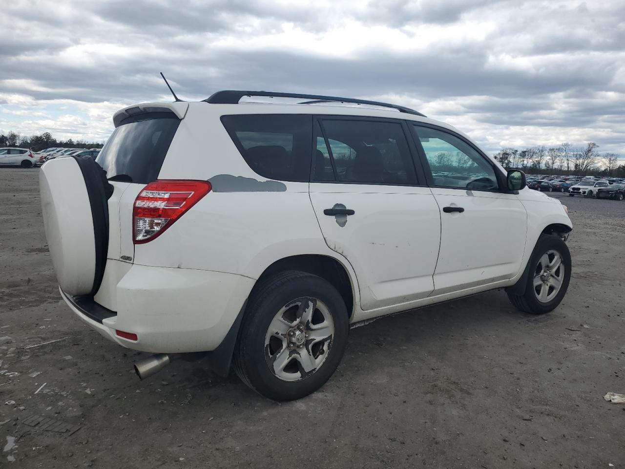 2T3BF4DV2BW146578 2011 Toyota Rav4