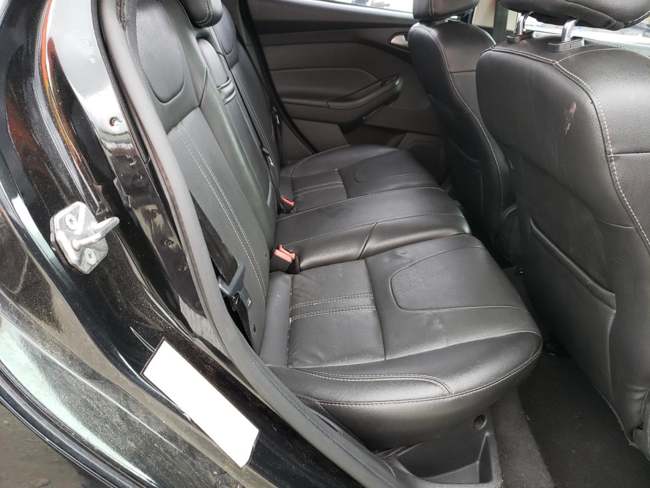 1FADP3F22DL326805 2013 Ford Focus Se