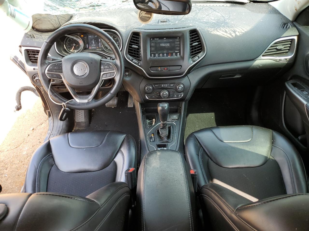 1C4PJLLBXKD332825 2019 Jeep Cherokee Latitude Plus