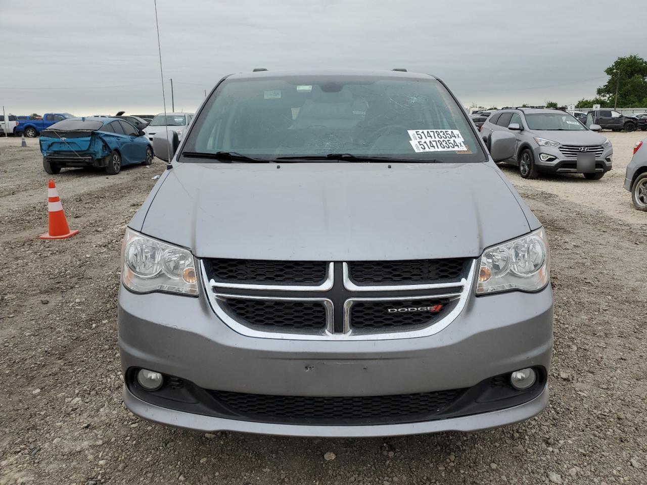 2C4RDGCG5KR735370 2019 Dodge Grand Caravan Sxt