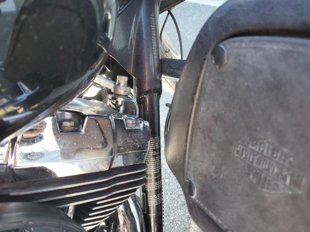 2011 HARLEY-DAVIDSON FLTRU 1HD1KGM18BB636939
