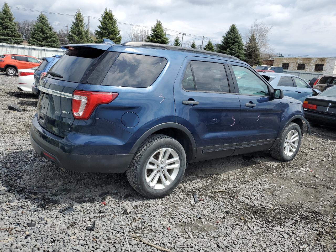 1FM5K8BH4HGB42724 2017 Ford Explorer