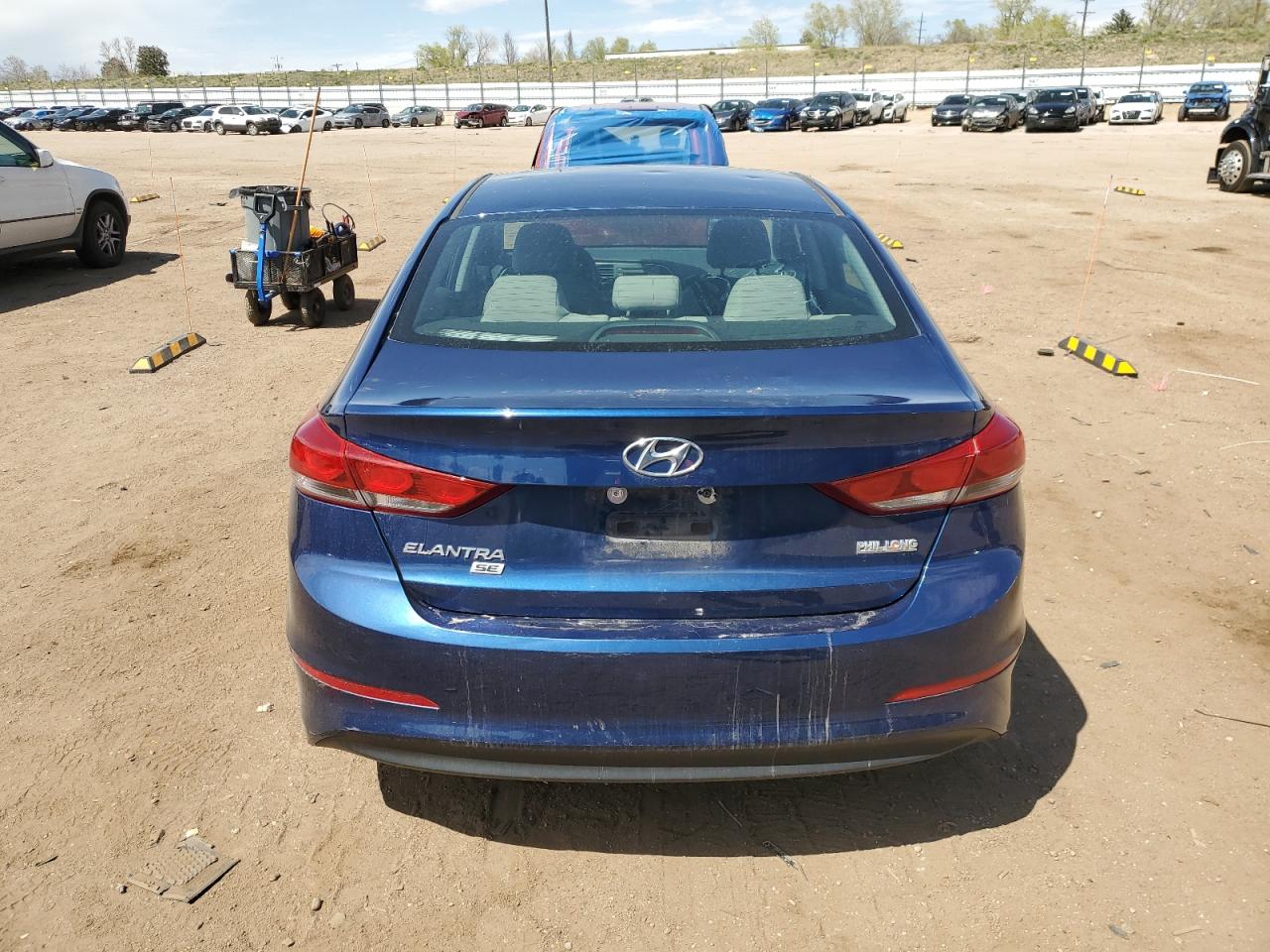 2018 Hyundai Elantra Se vin: 5NPD74LF9JH353040