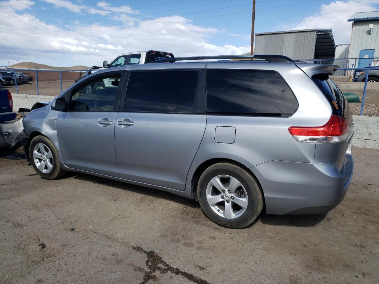 5TDKK3DC5CS230210 2012 Toyota Sienna Le