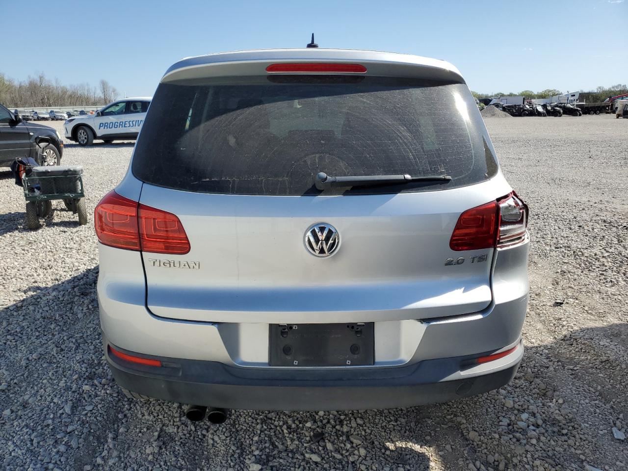 WVGAV7AX8CW521457 2012 Volkswagen Tiguan S